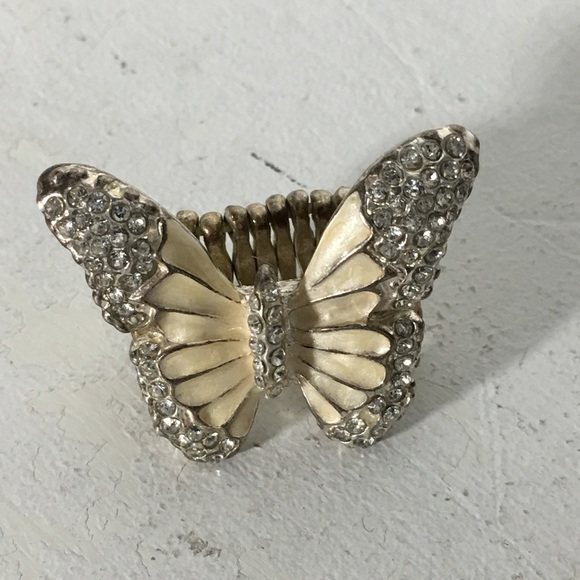 Vintage Rhinestone Butterfly 🦋 Ring - Picture 3 of 8